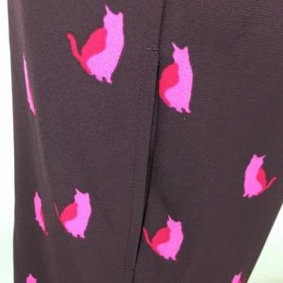 Loft Maroon Pink Cat Print Short Sleeve Scoop Neck  Sheath Dress XSP - Picture 3 of 7